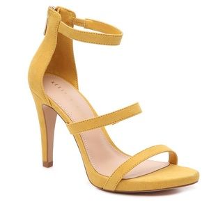 Kelly & Katie Courtnee Sandal Mustard Yellow